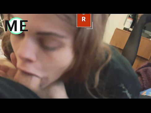 ❤️ Palo de garganta, pantalóns rasgados e tacóns rasgados agradable de coñecer ️❌ Só porno na pornografía gl.robosexshop.ru ❌️